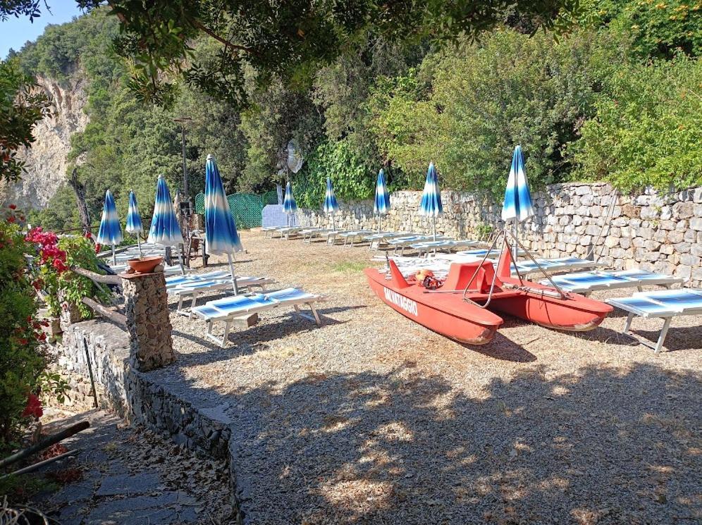 La Francesca Sud Un Villaggio"Glamping" Scario Exterior photo